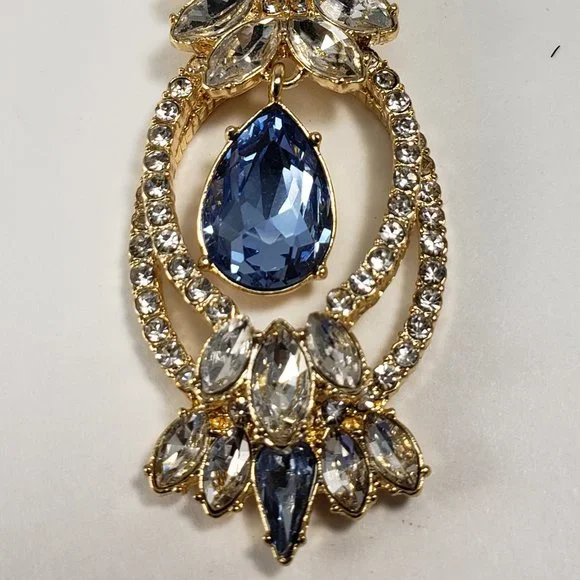 Gold Overlay Drop Dangle Earrings made with Swarovski  Elements - Picture 4 of 6